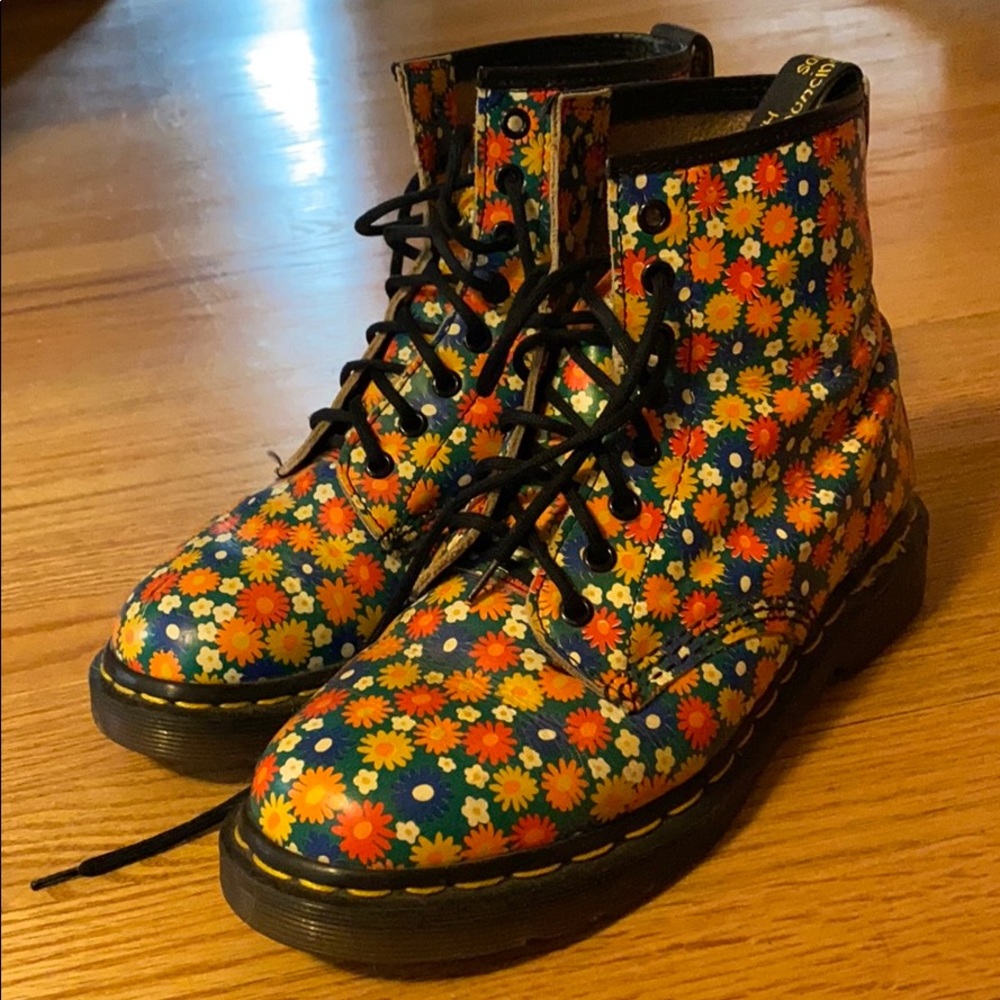 Vintage made in England docs